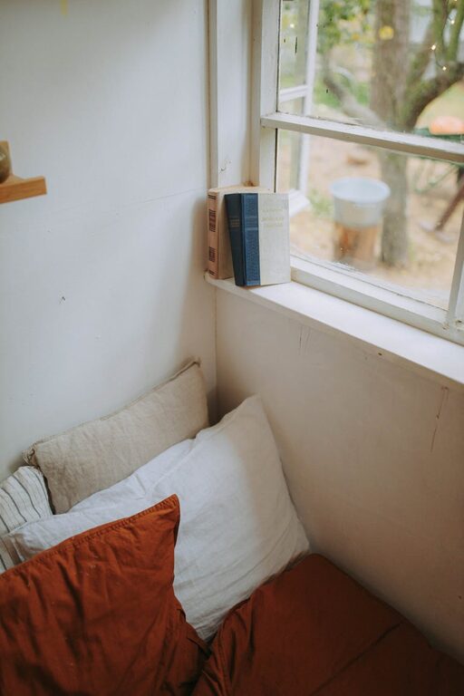 Tips for Creating a Cosy and Inviting Reading Nook at Home